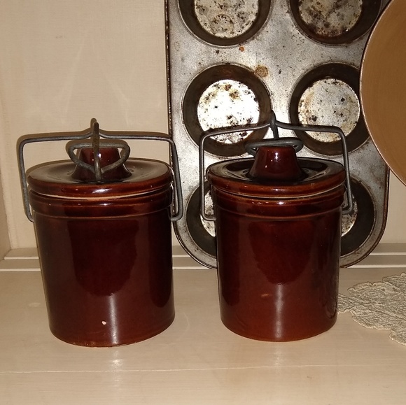 Kitchen Set Of 2 Brown Stoneware Crocks With Lids Poshmark